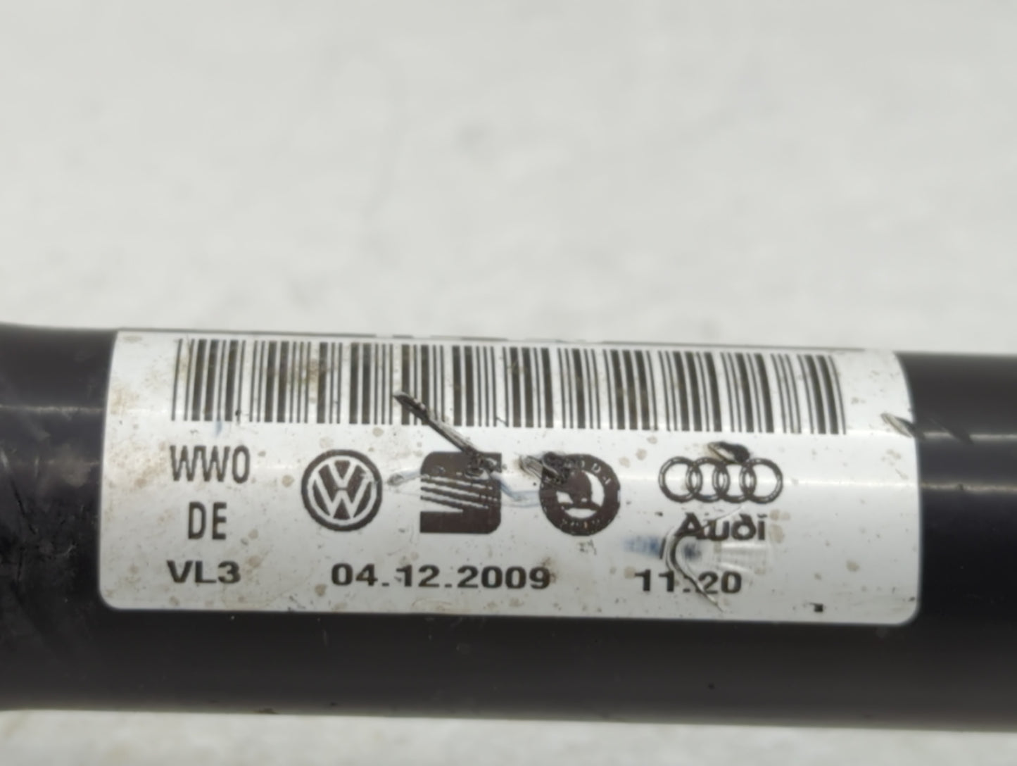 2009-2010 Volkswagen Cc Axle Shaft Front Driver Cv C/v - Oemusedautoparts1.com