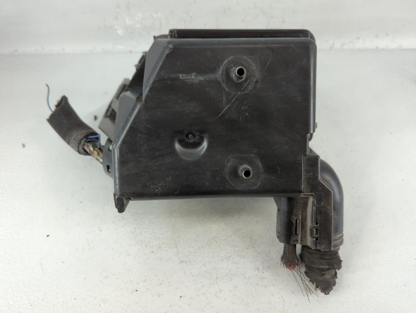 2012-2017 Fiat 500 Fusebox Fuse Box Panel Relay Module P/N:53100999 Fits Fits 2012 2013 2014 2015 2016 2017 OEM Used Auto Parts - Oemusedautoparts1.com