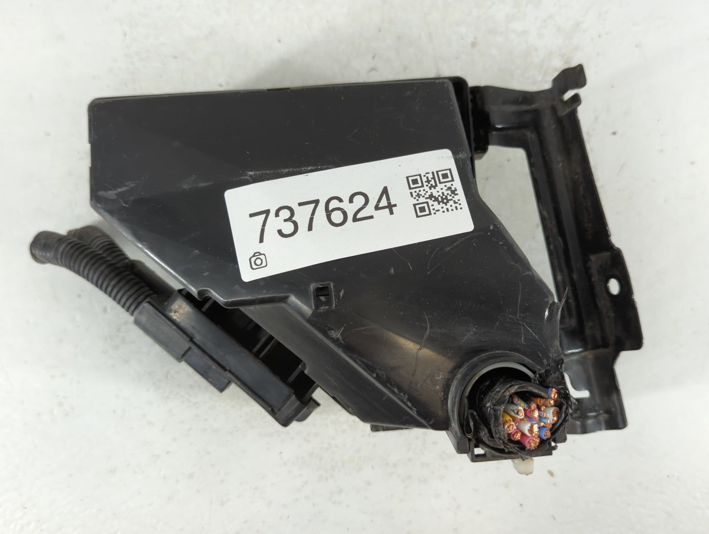 2008-2011 Honda Civic Fusebox Fuse Box Panel Relay Module P/N:SVA-A031 Fits Fits 2008 2009 2010 2011 OEM Used Auto Parts - Oemusedautoparts1.com