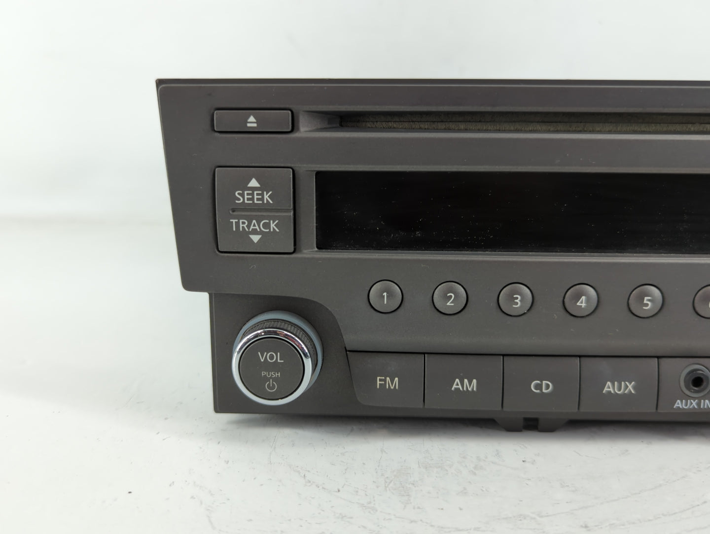2013-2014 Nissan Sentra Radio AM FM Cd Player Receiver Replacement P/N:14031213P0012 Fits Fits 2013 2014 OEM Used Auto Parts - Oemusedautoparts1.com