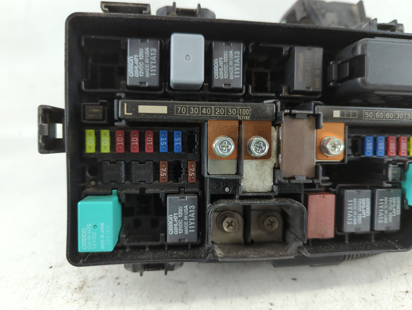 2012-2014 Honda Cr-V Fusebox Fuse Box Panel Relay Module P/N:191R103MA7 T0A A011 A0 Fits Fits 2012 2013 2014 OEM Used Auto Parts - Oemusedautoparts1.com