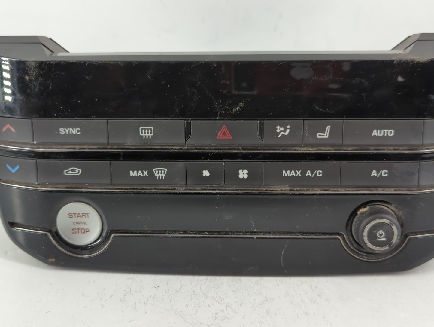 2016-2017 Jaguar Xf Climate Control Module Temperature AC/Heater Replacement P/N:GX63-18C858-RD 150724A1520X Fits Fits 2016 2017 OEM Used Auto Parts - Oemusedautoparts1.com