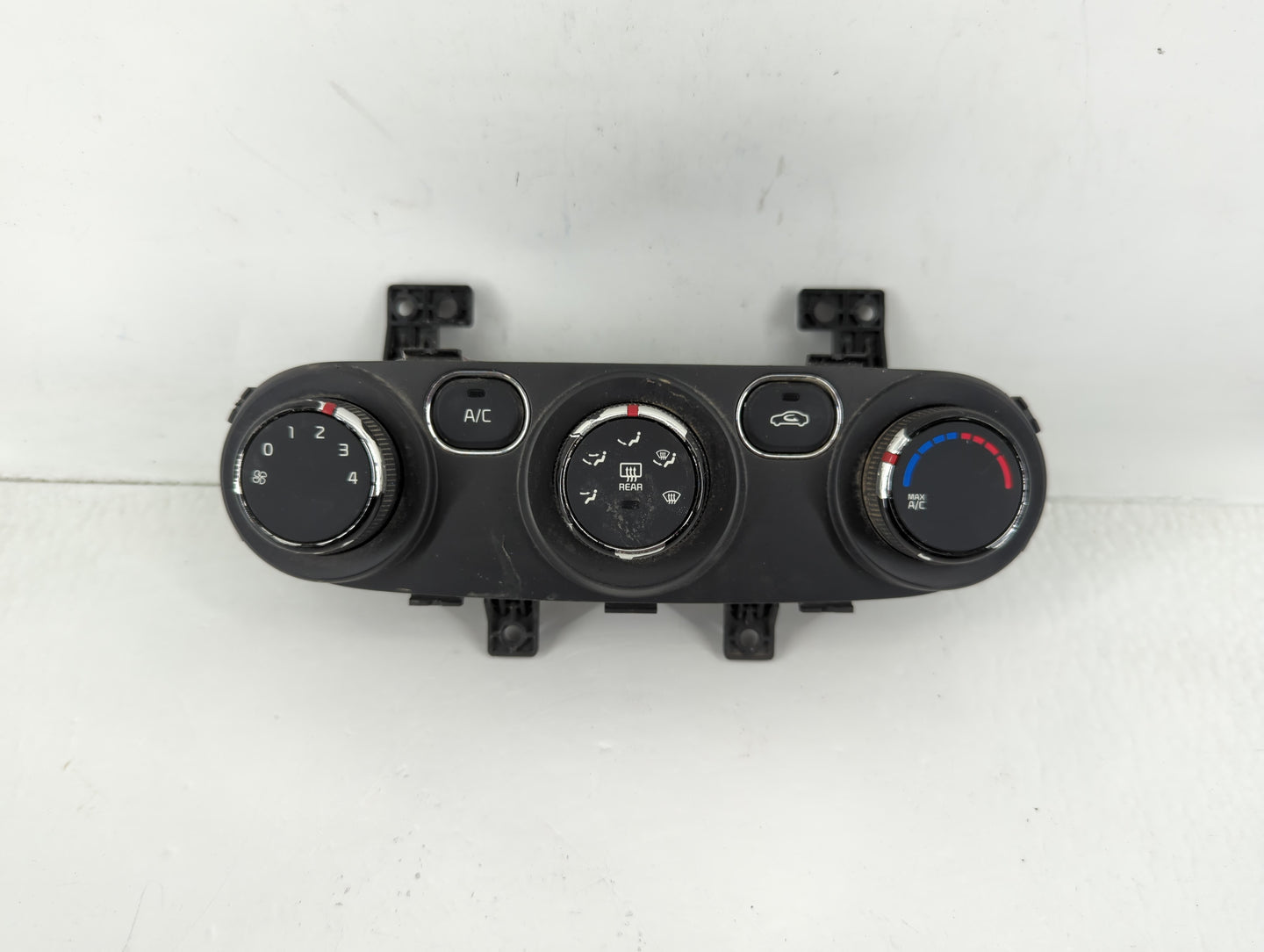 2017-2018 Kia Forte Climate Control Module Temperature AC/Heater Replacement P/N:Q0290AAM 97250-B0AA0 Fits Fits 2017 2018 OEM Used Auto Parts - Oemusedautoparts1.com