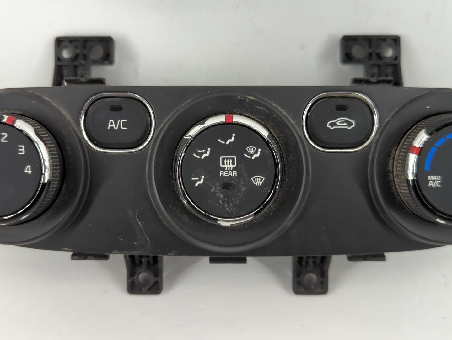 2017-2018 Kia Forte Climate Control Module Temperature AC/Heater Replacement P/N:Q0290AAM 97250-B0AA0 Fits Fits 2017 2018 OEM Used Auto Parts - Oemusedautoparts1.com