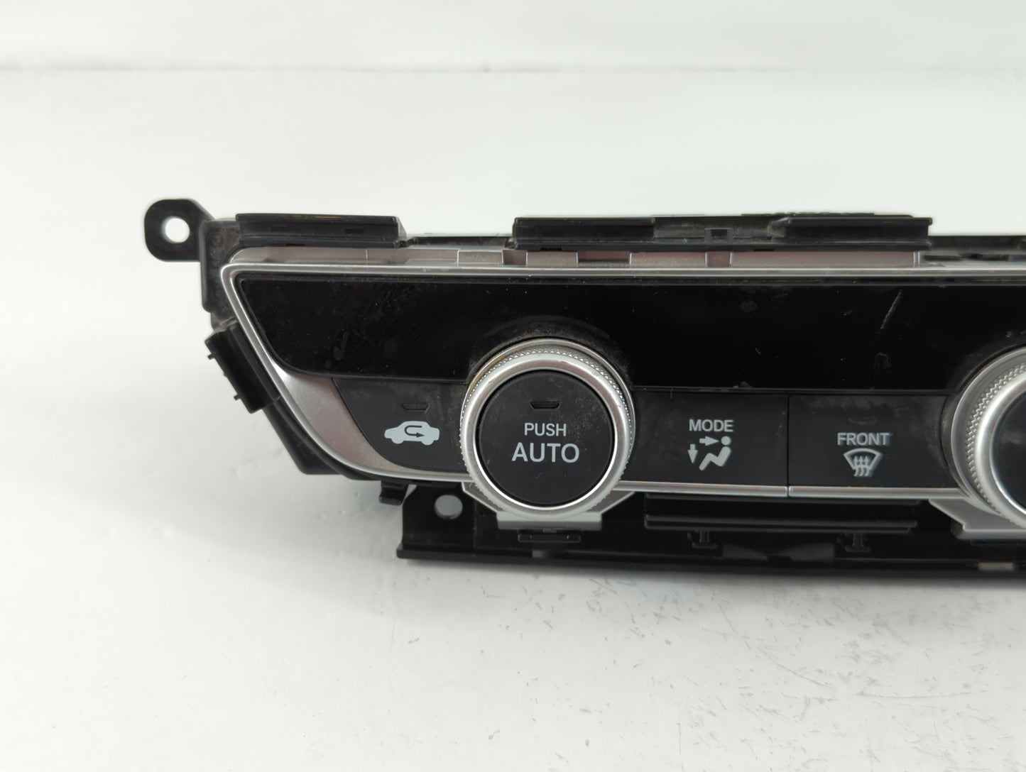 2018-2020 Honda Accord Climate Control Module Temperature AC/Heater Replacement P/N:79610TVAA016M 0938B1 130443 Fits OEM Used Auto Parts - Oemusedautoparts1.com