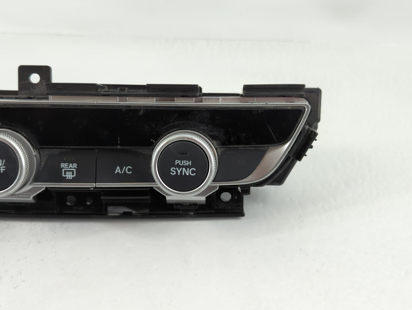 2018-2020 Honda Accord Climate Control Module Temperature AC/Heater Replacement P/N:79610TVAA016M 0938B1 130443 Fits OEM Used Auto Parts - Oemusedautoparts1.com