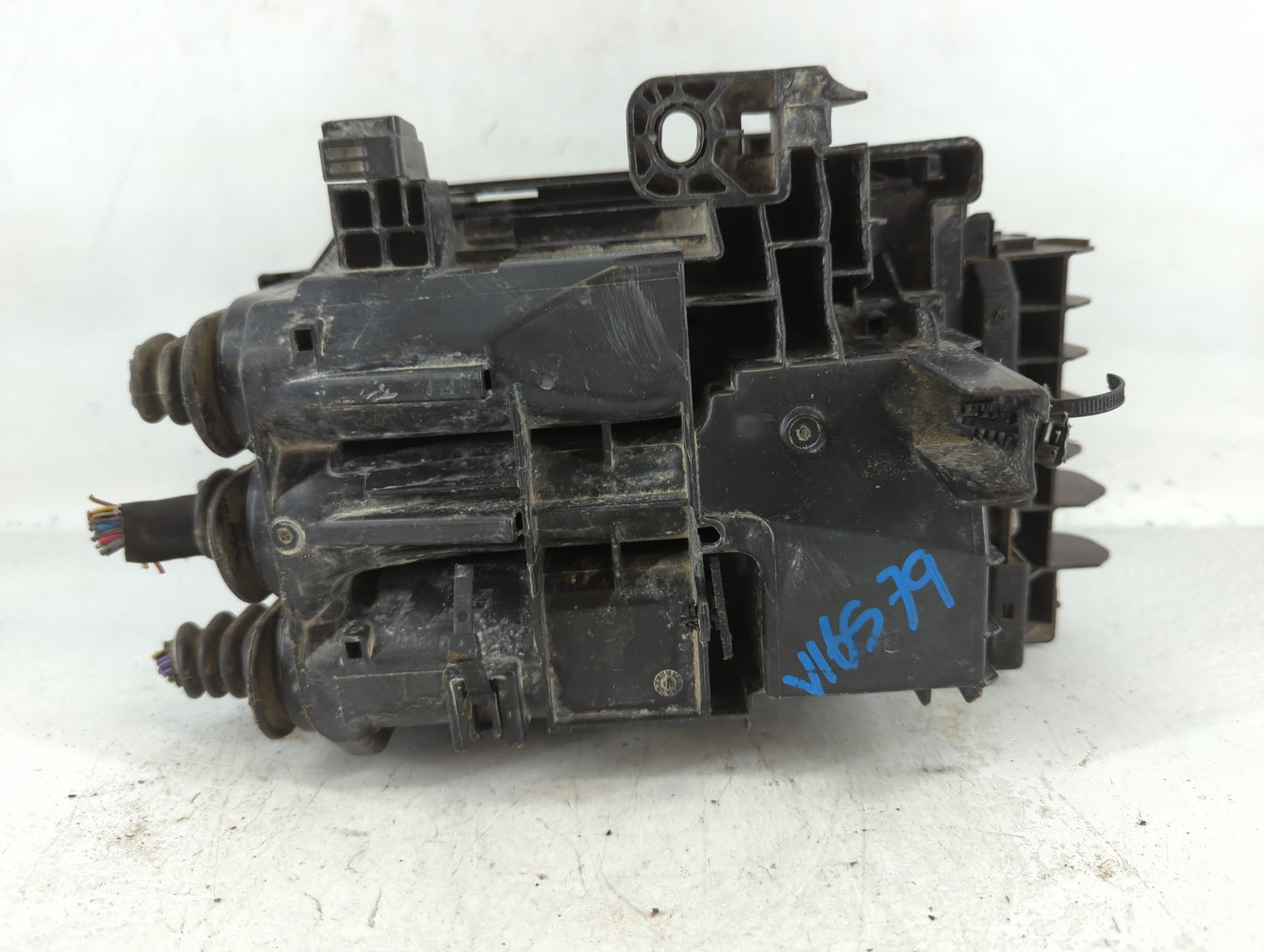 2018-2021 Gmc Terrain Fusebox Fuse Box Panel Relay Module P/N:23246682 Fits Fits 2018 2019 2020 2021 2022 OEM Used Auto Parts - Oemusedautoparts1.com