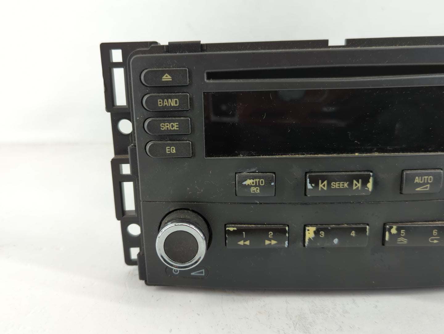 2005-2006 Chevrolet Cobalt Radio AM FM Cd Player Receiver Replacement P/N:15272189 Fits Fits 2005 2006 OEM Used Auto Parts - Oemusedautoparts1.com