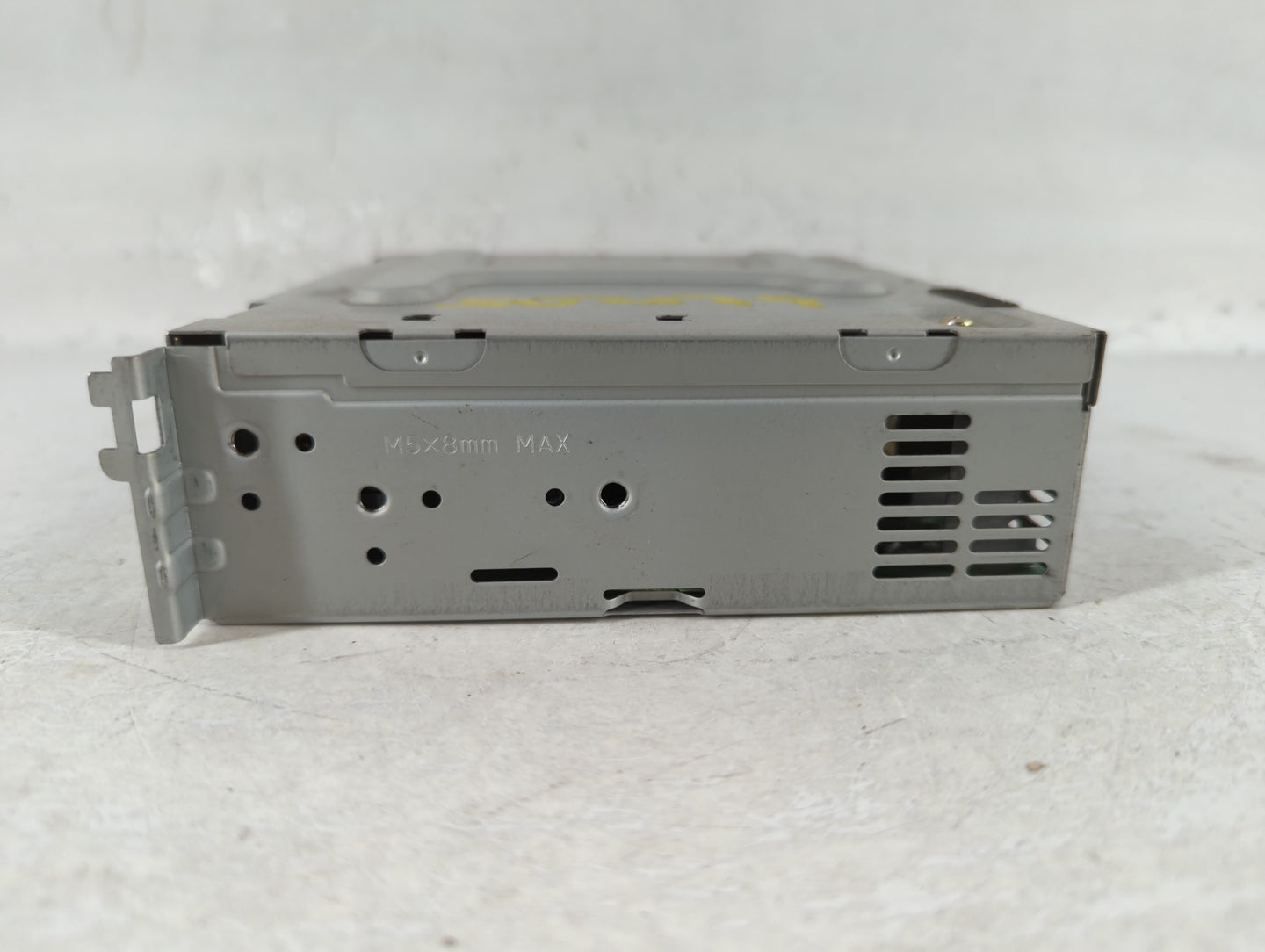 1999-2003 Lexus Rx300 Radio AM FM Cd Player Receiver Replacement P/N:86120-48050 Fits Fits 1999 2000 2001 2002 2003 OEM Used Auto Parts - Oemusedautoparts1.com