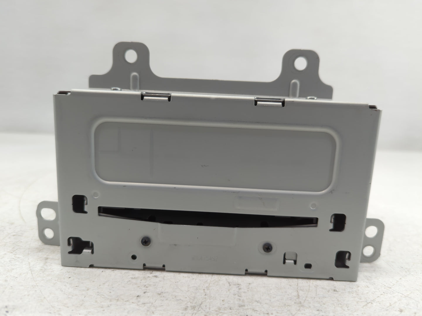 2011-2012 Chevrolet Camaro Radio AM FM Cd Player Receiver Replacement P/N:20983517 Fits Fits 2010 2011 2012 OEM Used Auto Parts - Oemusedautoparts1.com