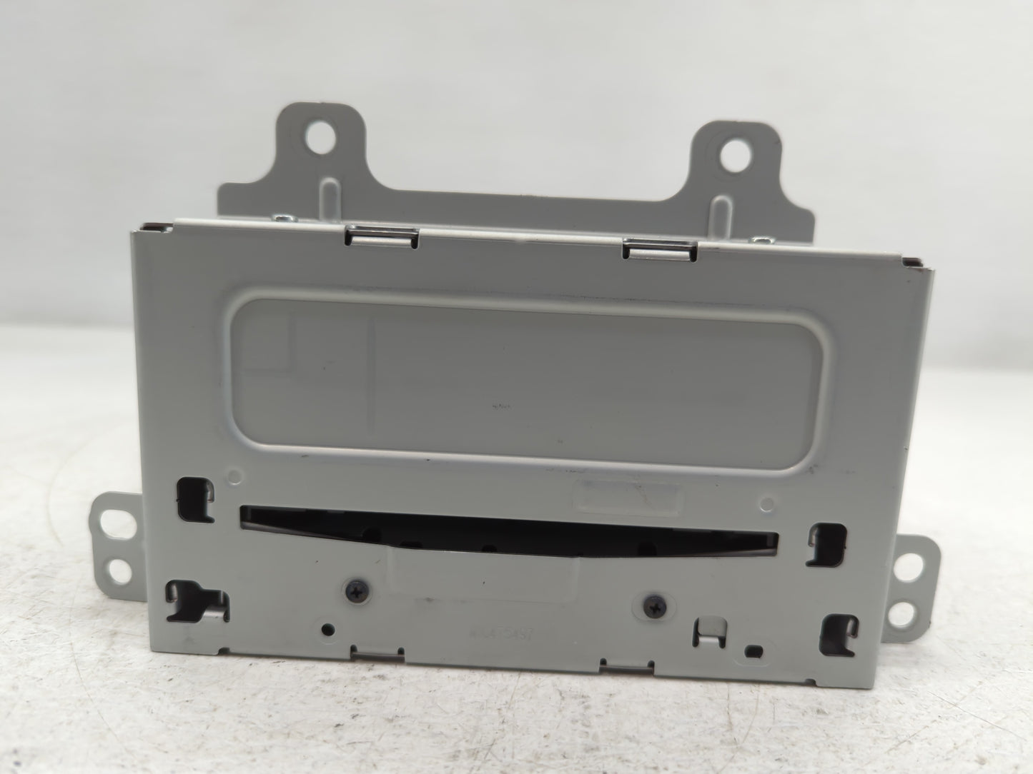 2011-2012 Chevrolet Camaro Radio AM FM Cd Player Receiver Replacement P/N:20983517 Fits Fits 2010 2011 2012 OEM Used Auto Parts - Oemusedautoparts1.com