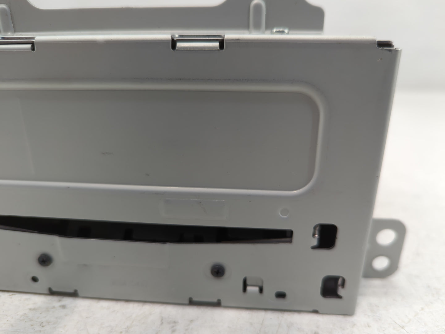 2011-2012 Chevrolet Camaro Radio AM FM Cd Player Receiver Replacement P/N:20983517 Fits Fits 2010 2011 2012 OEM Used Auto Parts - Oemusedautoparts1.com