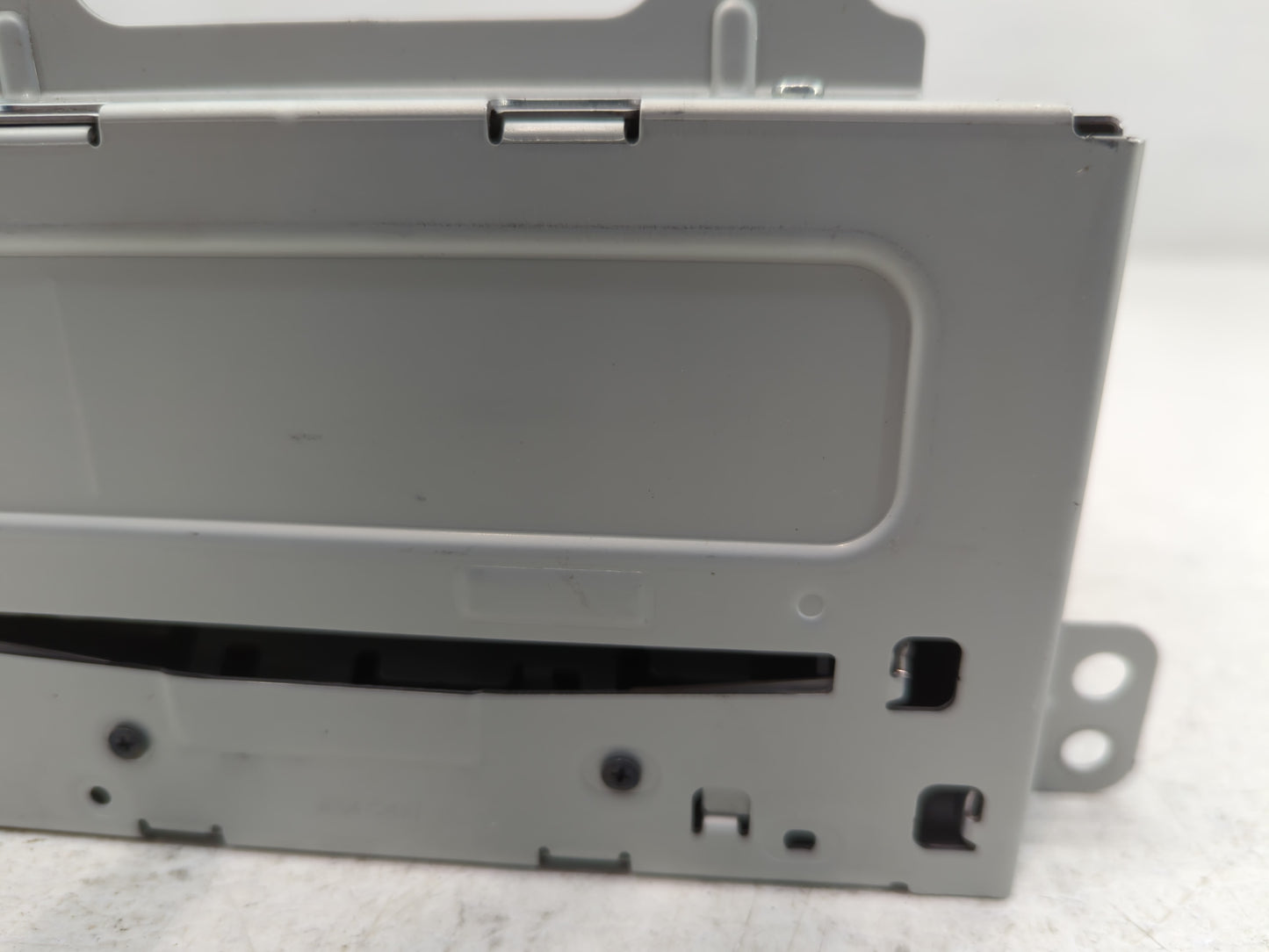 2011-2012 Chevrolet Camaro Radio AM FM Cd Player Receiver Replacement P/N:20983517 Fits Fits 2010 2011 2012 OEM Used Auto Parts - Oemusedautoparts1.com