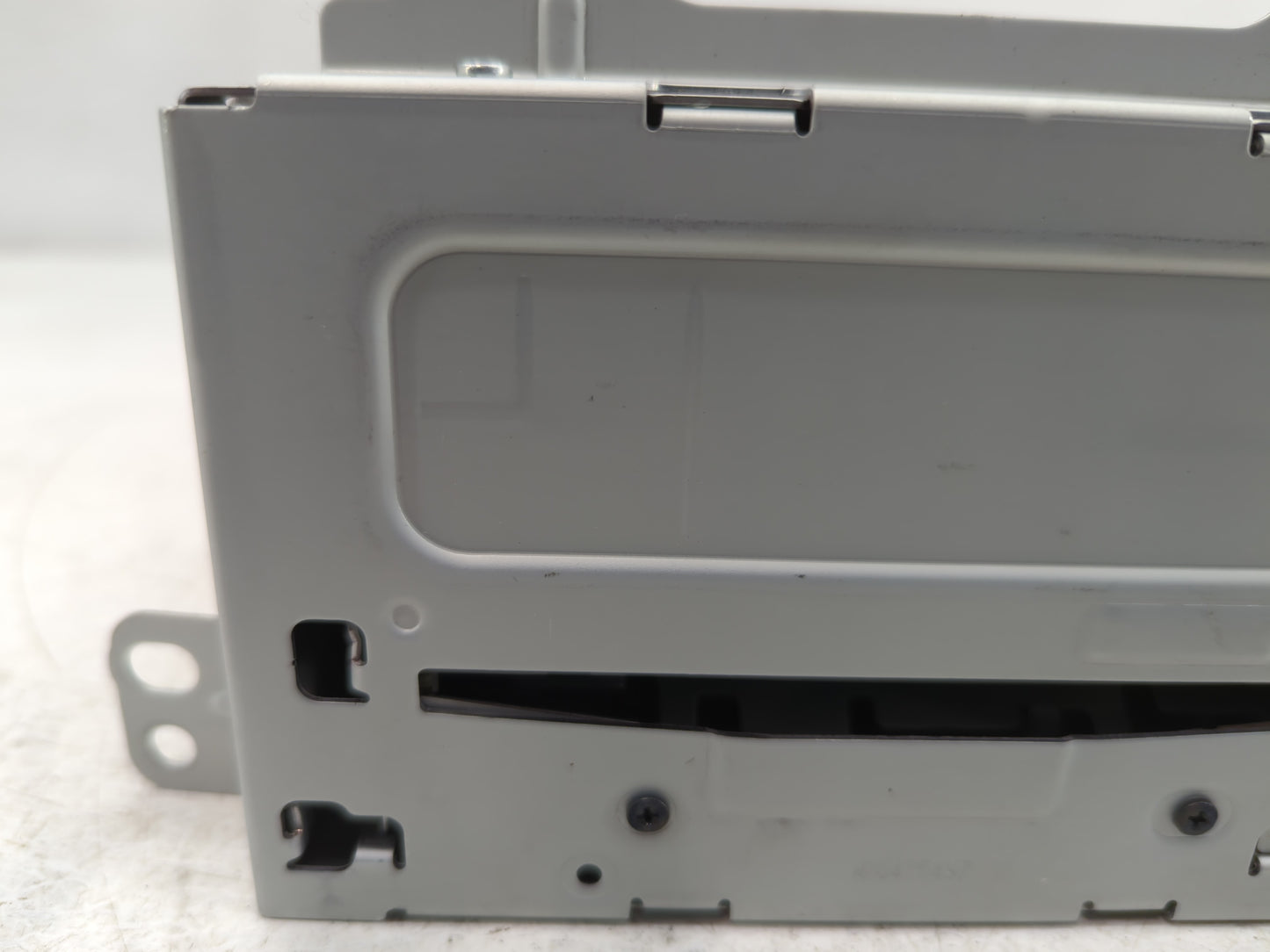 2011-2012 Chevrolet Camaro Radio AM FM Cd Player Receiver Replacement P/N:20983517 Fits Fits 2010 2011 2012 OEM Used Auto Parts - Oemusedautoparts1.com