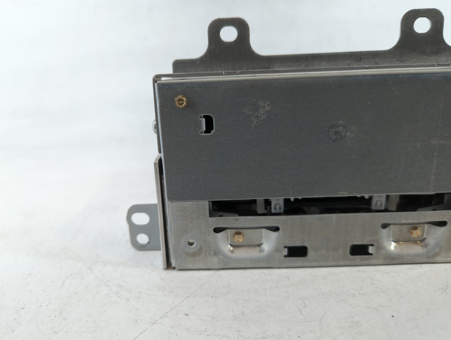 2008-2014 Cadillac Cts Radio AM FM Cd Player Receiver Replacement P/N:20773370 Fits Fits 2008 2009 2010 2011 2012 2013 2014 OEM Used Auto Parts - Oemusedautoparts1.com