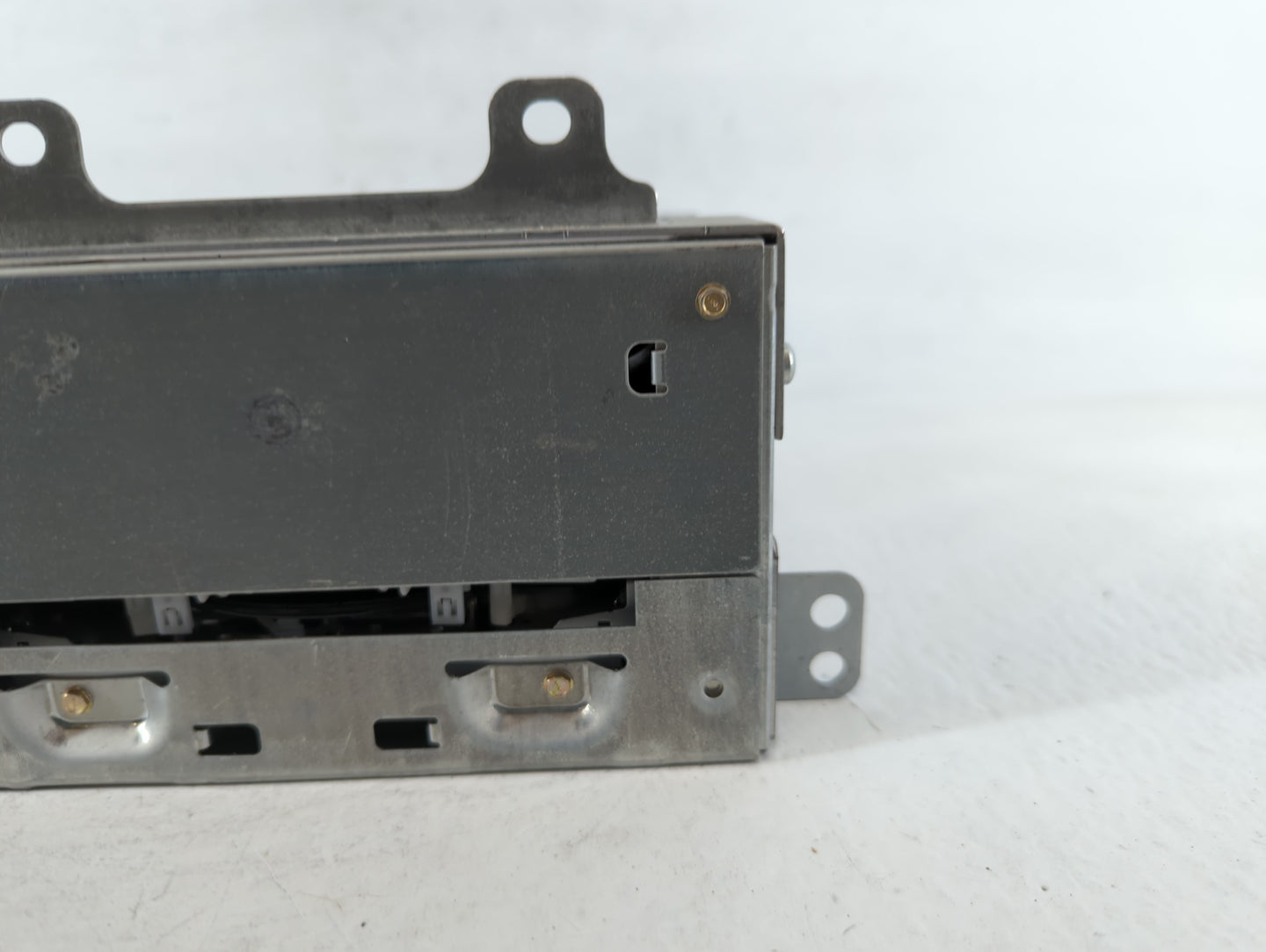 2008-2014 Cadillac Cts Radio AM FM Cd Player Receiver Replacement P/N:20773370 Fits Fits 2008 2009 2010 2011 2012 2013 2014 OEM Used Auto Parts - Oemusedautoparts1.com