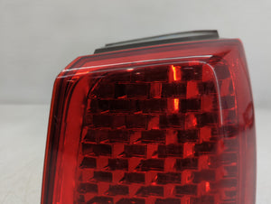 2011-2013 Kia Sorento Tail Light Assembly Passenger Right OEM P/N:F00HTY4002 00 P753U000 Fits Fits 2011 2012 2013 OEM Used Auto Parts