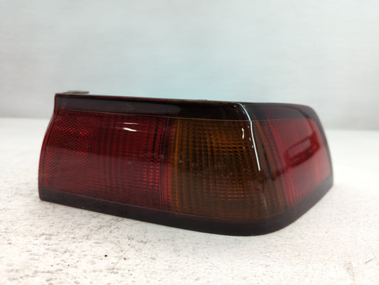 1997-1999 Toyota Camry Tail Light Assembly Passenger Right OEM P/N:81560-AA020 Fits Fits 1997 1998 1999 OEM Used Auto Parts - Oemusedautoparts1.com