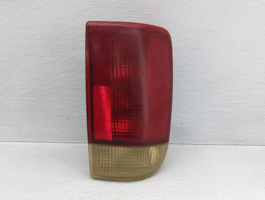 2001 Chevrolet S10 Blazer Tail Light Assembly Passenger Right OEM P/N:16518500 Fits OEM Used Auto Parts - Oemusedautoparts1.com