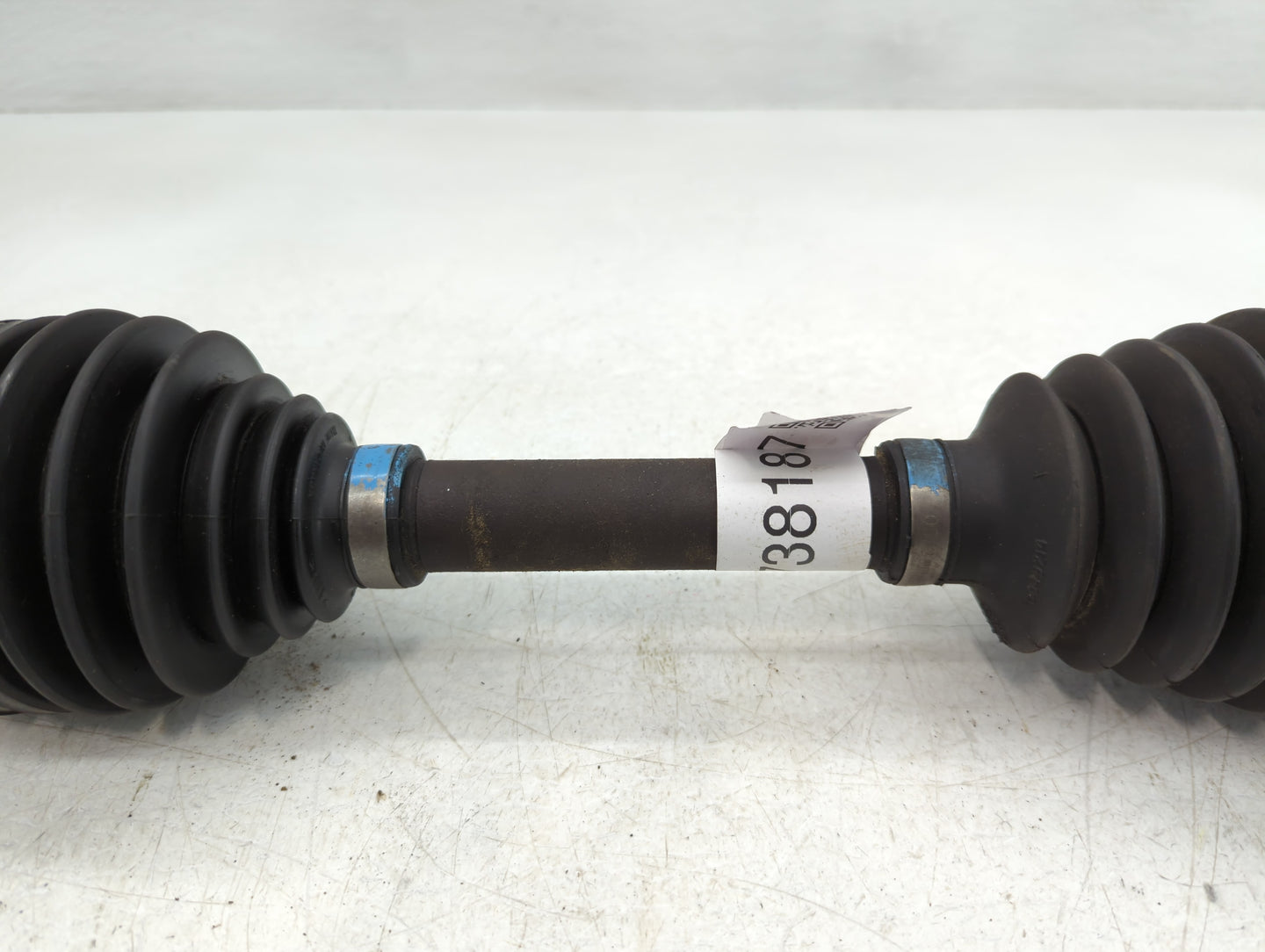2000-2011 Chevrolet Impala Axle Shaft Front Driver Cv C/v - Oemusedautoparts1.com