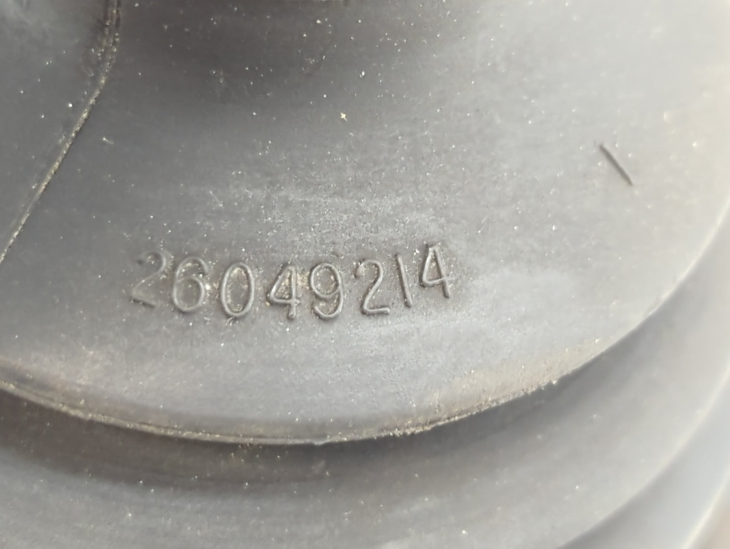 2000-2011 Chevrolet Impala Axle Shaft Front Driver Cv C/v - Oemusedautoparts1.com