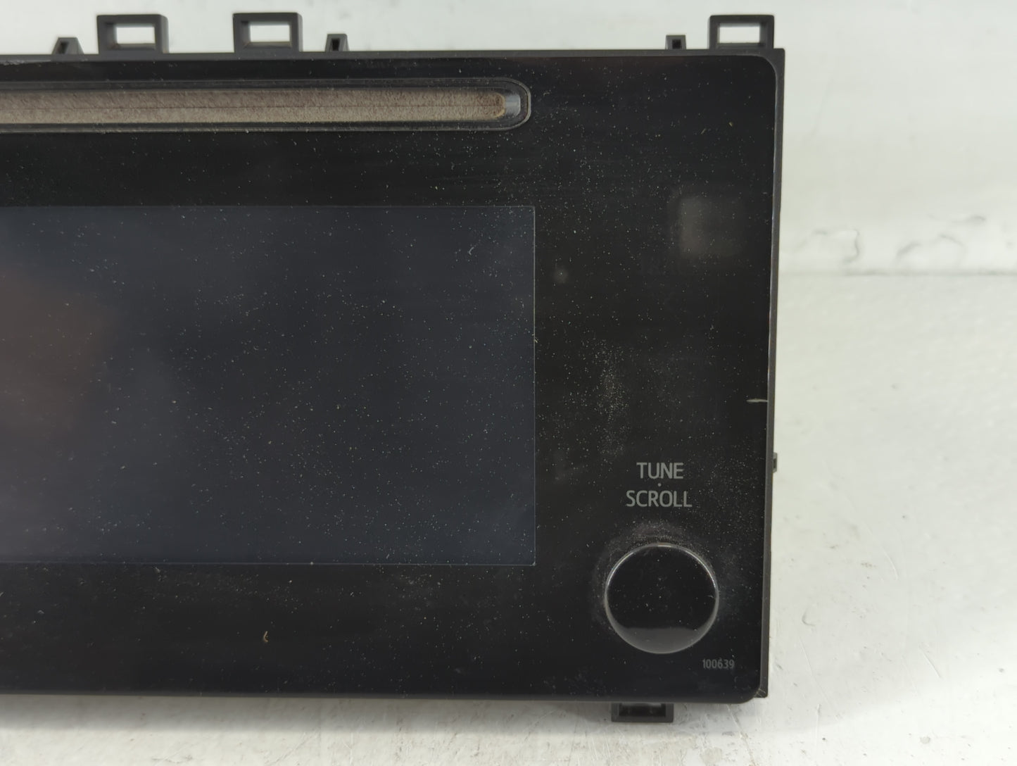 2017-2019 Toyota Corolla Radio AM FM Cd Player Receiver Replacement P/N:86140-02520 Fits Fits 2017 2018 2019 OEM Used Auto Parts - Oemusedautoparts1.com