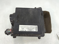 2007-2009 Cadillac Escalade Air Cleaner Intake-duct Hose Tube - Oemusedautoparts1.com