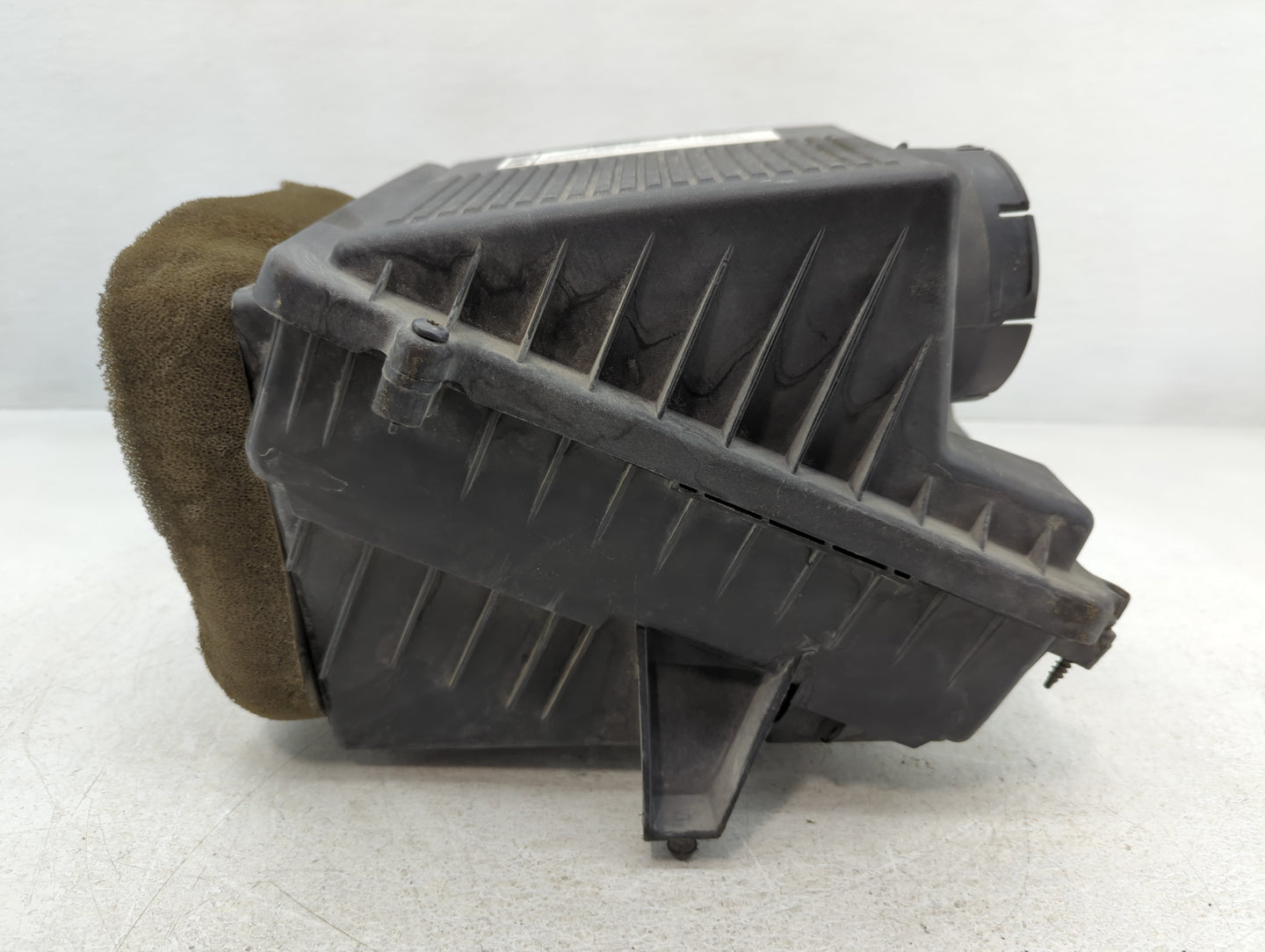 2007-2009 Cadillac Escalade Air Cleaner Intake-duct Hose Tube - Oemusedautoparts1.com