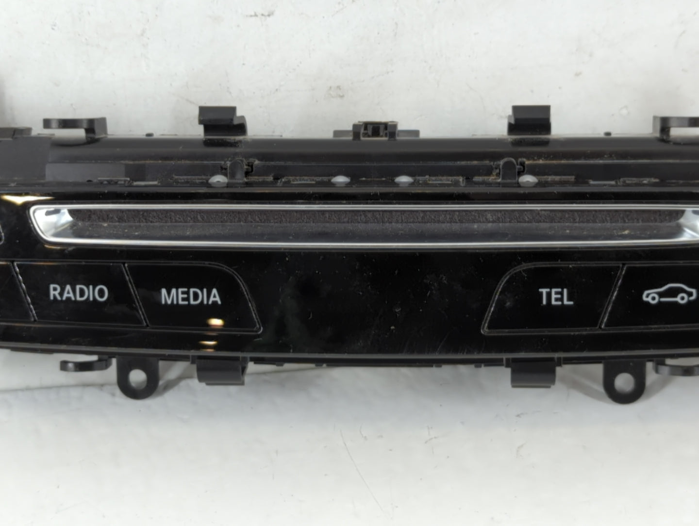 2016-2019 Mercedes-Benz Glc300 Radio AM FM Cd Player Receiver Replacement P/N:A2059055201 Fits Fits 2015 2016 2017 2018 2019 OEM Used Auto Parts - Oemusedautoparts1.com