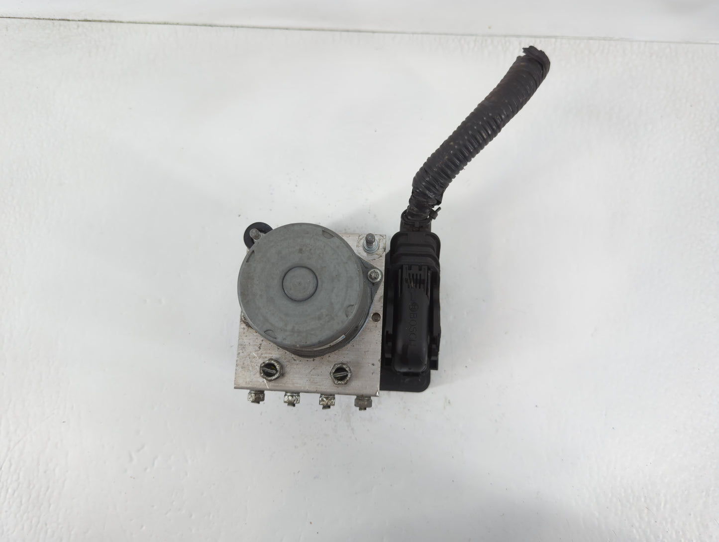2018-2022 Toyota Camry ABS Pump Control Module Replacement P/N:44540 06290 Fits Fits 2018 2019 2020 2021 2022 OEM Used Auto Parts - Oemusedautoparts1.com