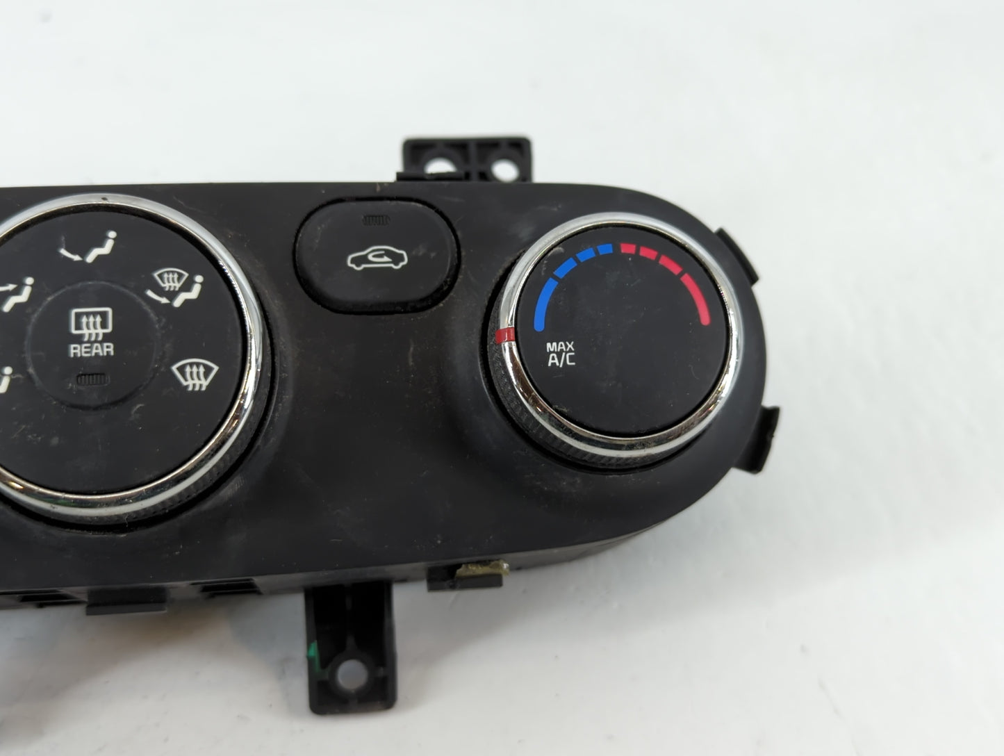 2014-2016 Kia Forte Climate Control Module Temperature AC/Heater Replacement P/N:97250-A7051WK Fits Fits 2014 2015 2016 OEM Used Auto Parts - Oemusedautoparts1.com
