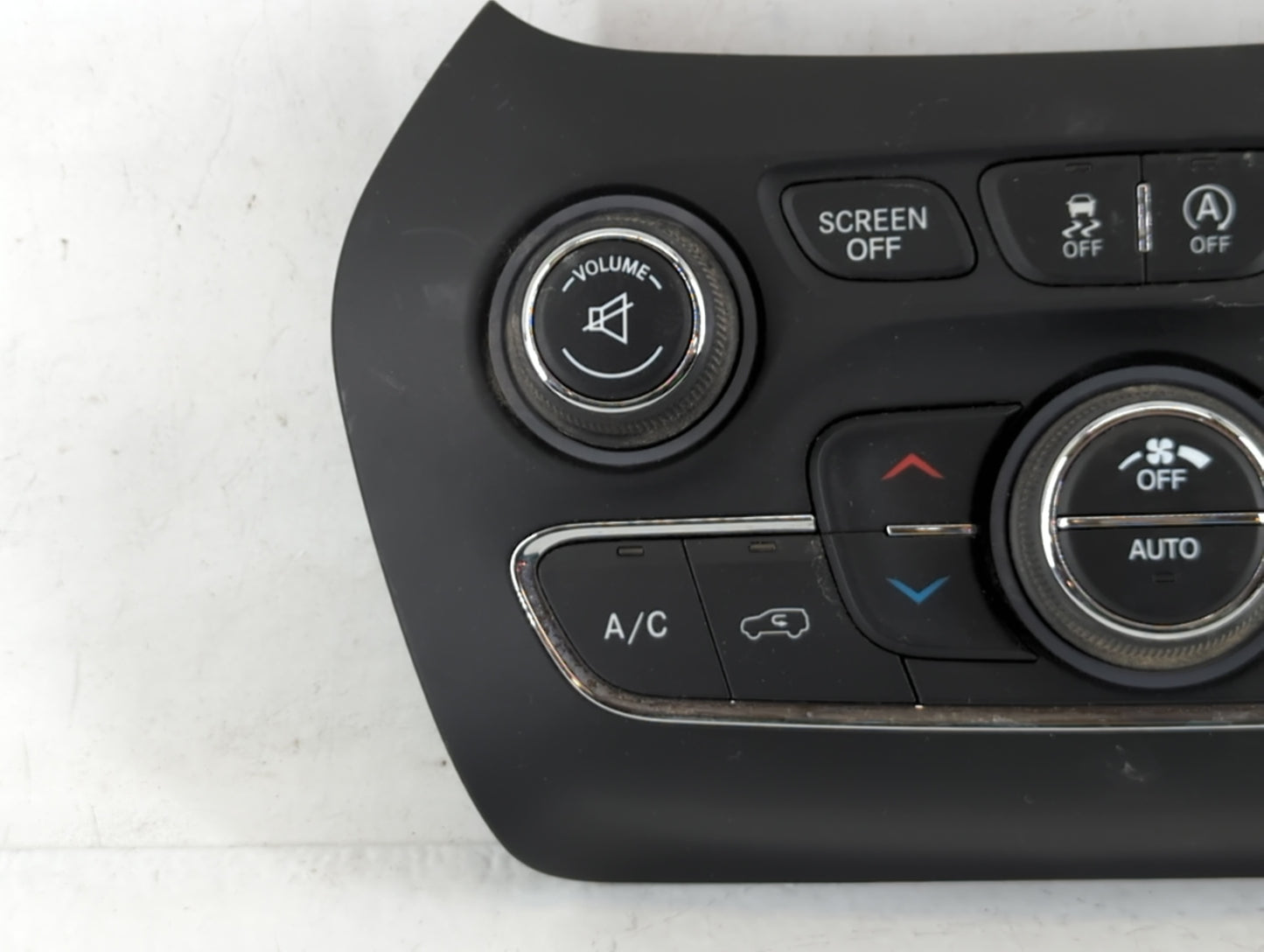 2018 Jeep Cherokee Climate Control Module Temperature AC/Heater Replacement P/N:68293527AC Fits OEM Used Auto Parts - Oemusedautoparts1.com