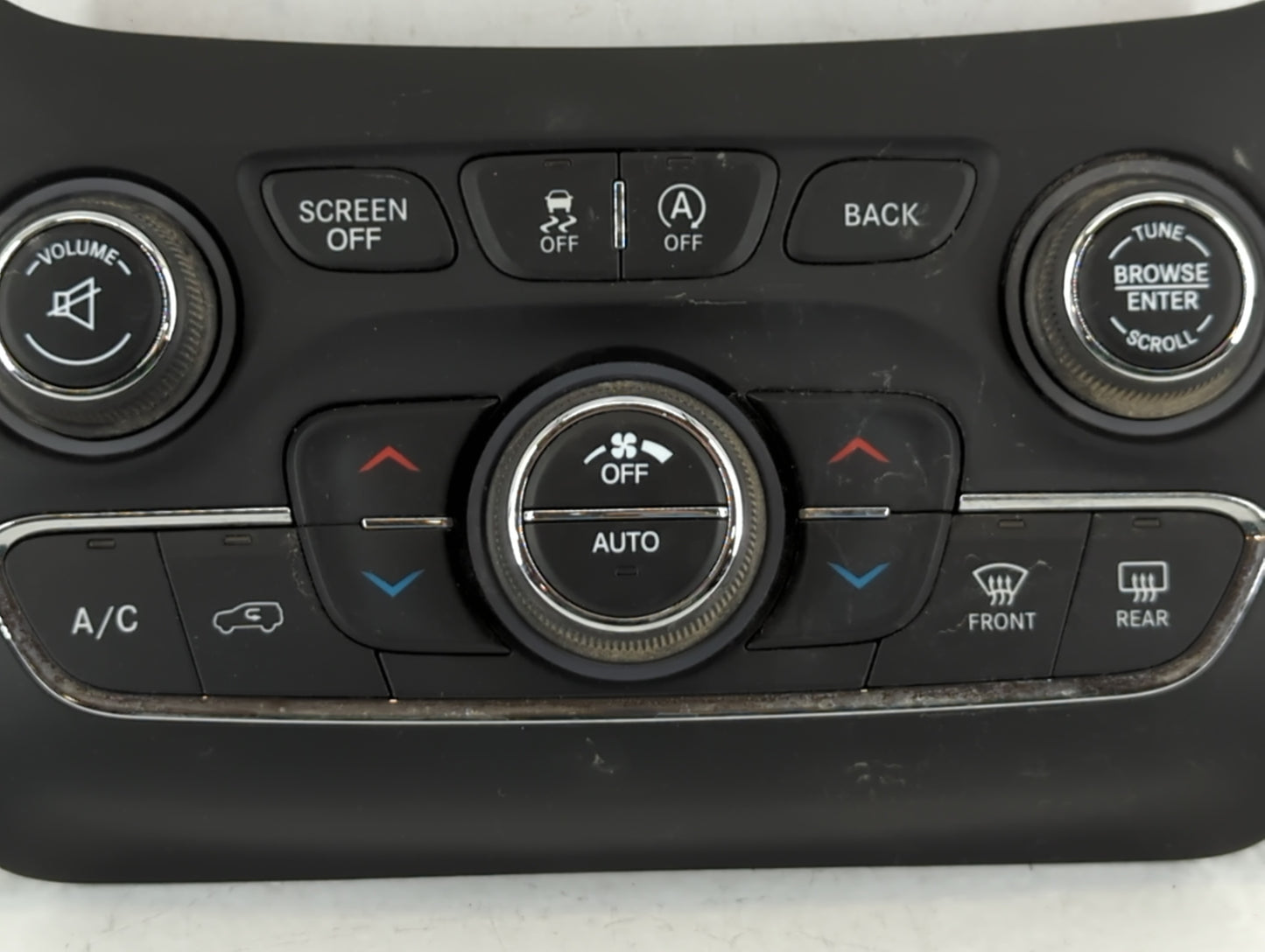 2018 Jeep Cherokee Climate Control Module Temperature AC/Heater Replacement P/N:68293527AC Fits OEM Used Auto Parts - Oemusedautoparts1.com