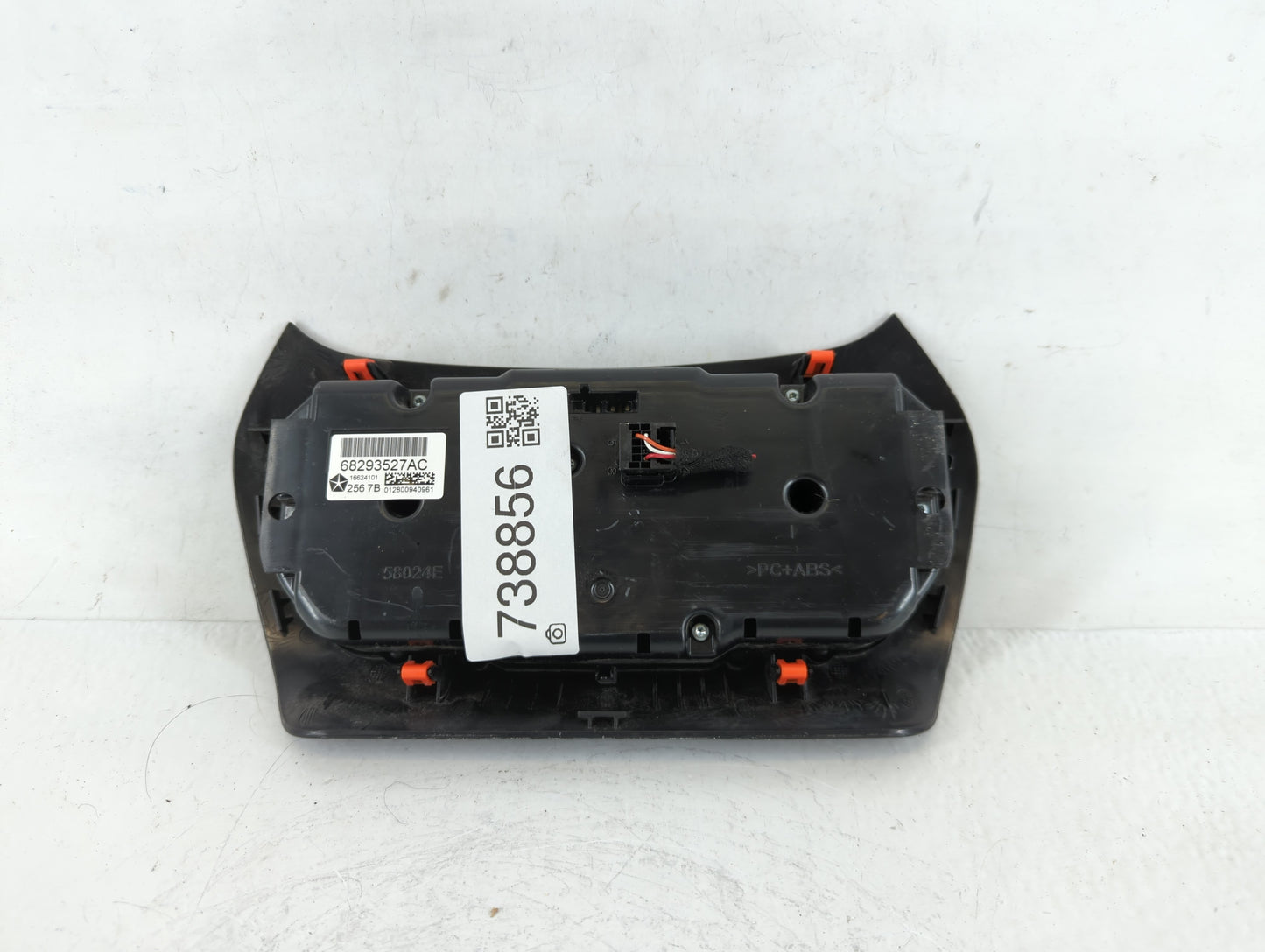 2018 Jeep Cherokee Climate Control Module Temperature AC/Heater Replacement P/N:68293527AC Fits OEM Used Auto Parts - Oemusedautoparts1.com