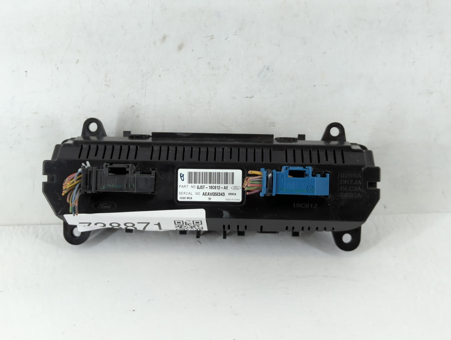 2017 Ford Escape Climate Control Module Temperature AC/Heater Replacement P/N:GJ5T-18C612-AE Fits OEM Used Auto Parts - Oemusedautoparts1.com