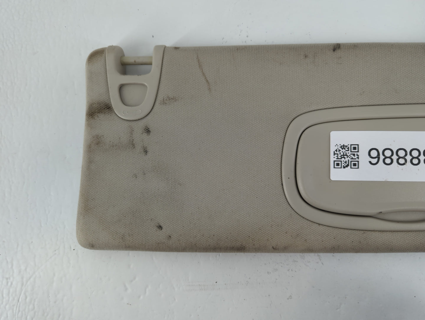 2014-2018 Jeep Cherokee Sun Visor Shade Replacement Passenger Right Mirror Fits Fits 2014 2015 2016 2017 2018 OEM Used Auto Parts - Oemusedautoparts1.com