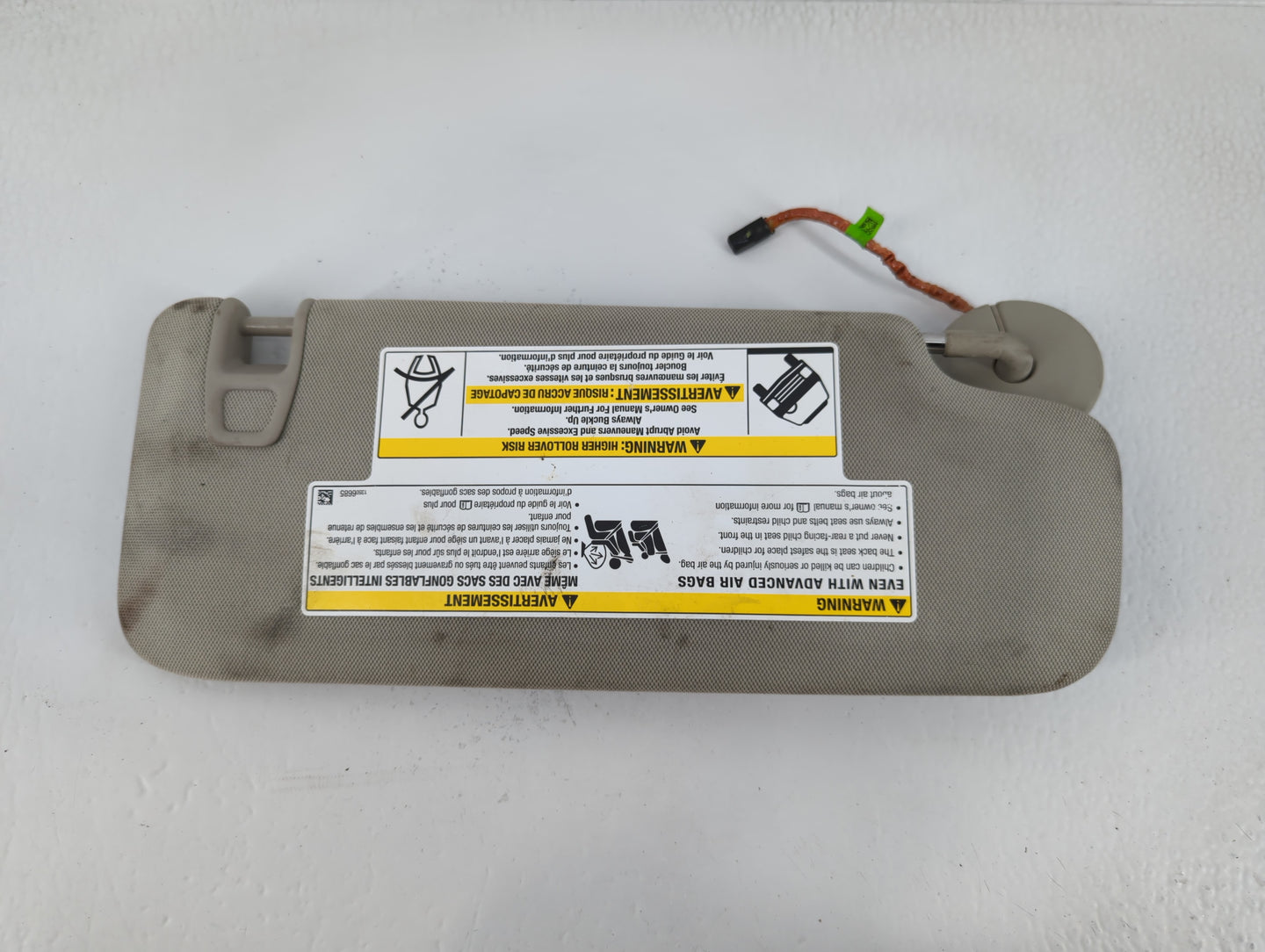 2016-2020 Buick Envision Sun Visor Shade Replacement Driver Left Mirror Fits Fits 2016 2017 2018 2019 2020 OEM Used Auto Parts - Oemusedautoparts1.com