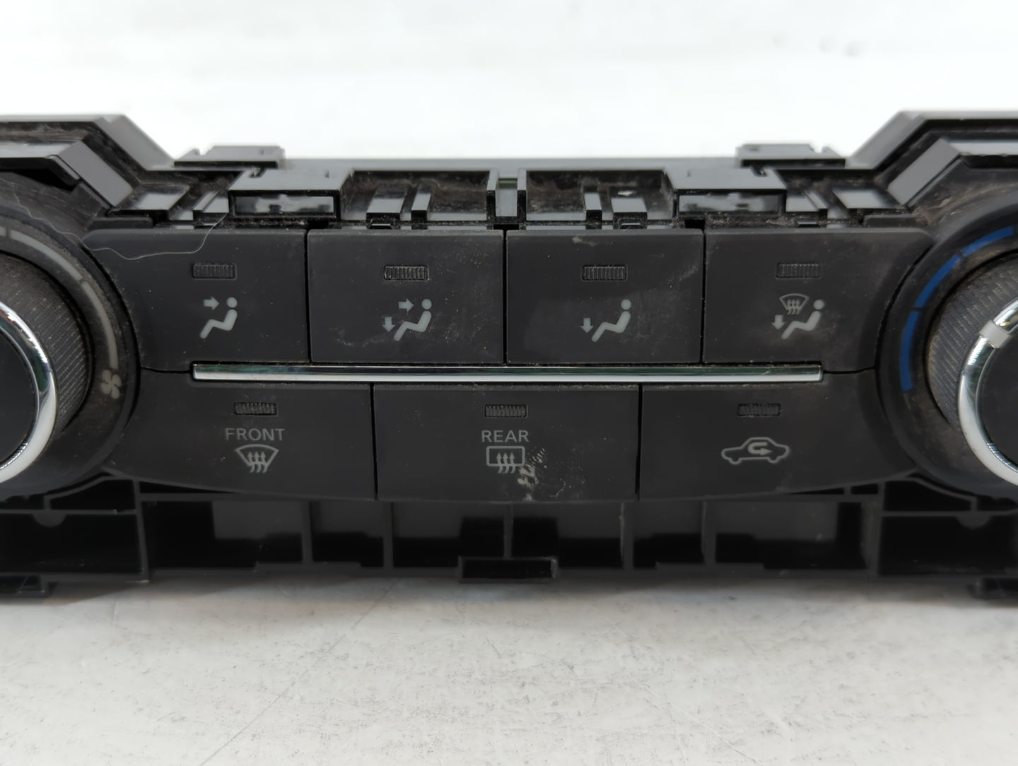 2017-2022 Nissan Rogue Sport Climate Control Module Temperature AC/Heater Replacement P/N:275007F A0A Fits OEM Used Auto Parts - Oemusedautoparts1.com