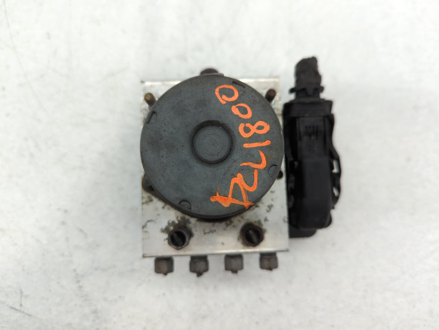 2015 Dodge Caravan ABS Pump Control Module Replacement P/N:TYA276422748 P68183803AC Fits Fits 2016 2017 2018 2019 2020 OEM Used Auto Parts - Oemusedautoparts1.com