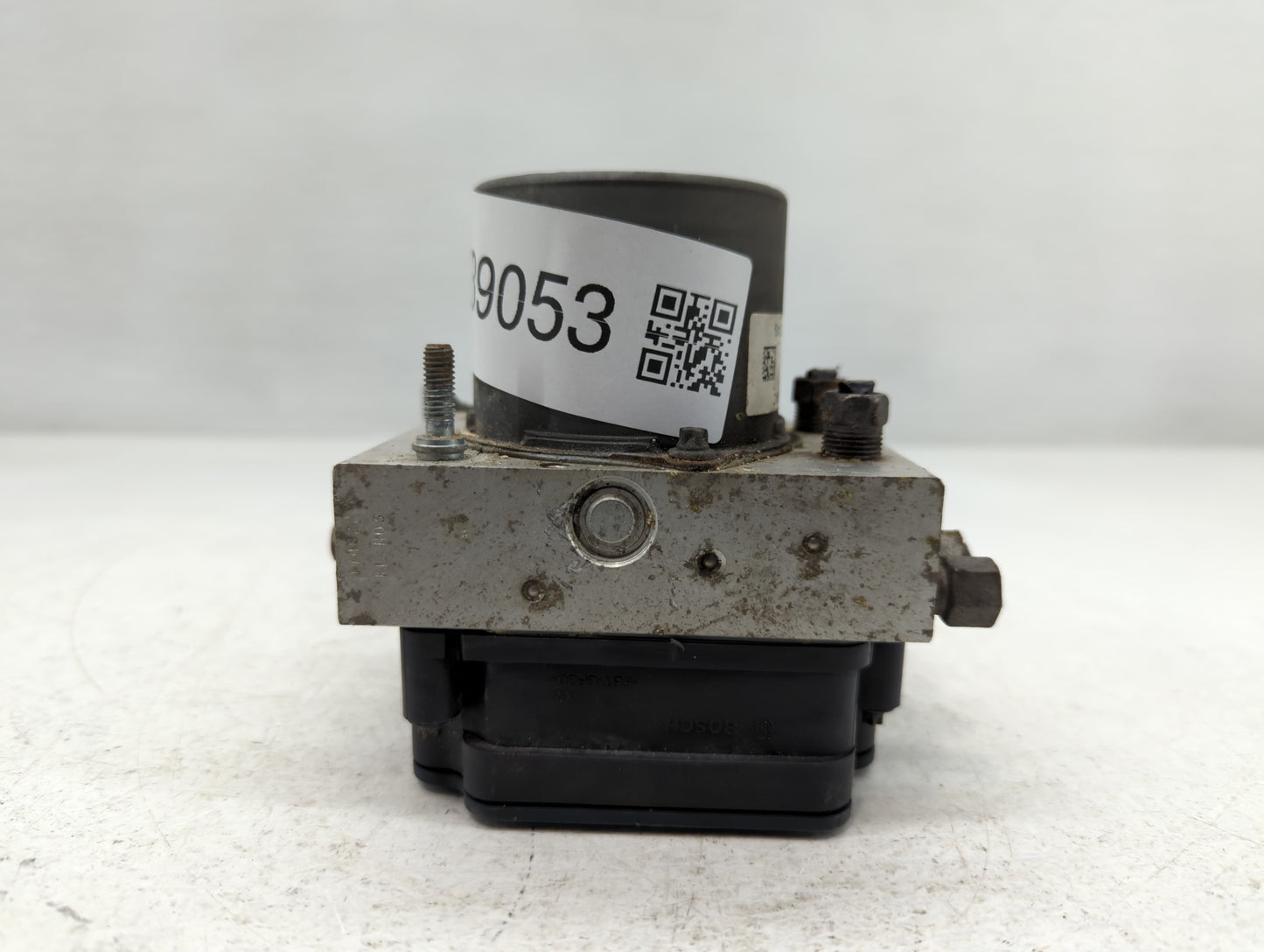 2015 Dodge Caravan ABS Pump Control Module Replacement P/N:TYA276422748 P68183803AC Fits Fits 2016 2017 2018 2019 2020 OEM Used Auto Parts - Oemusedautoparts1.com