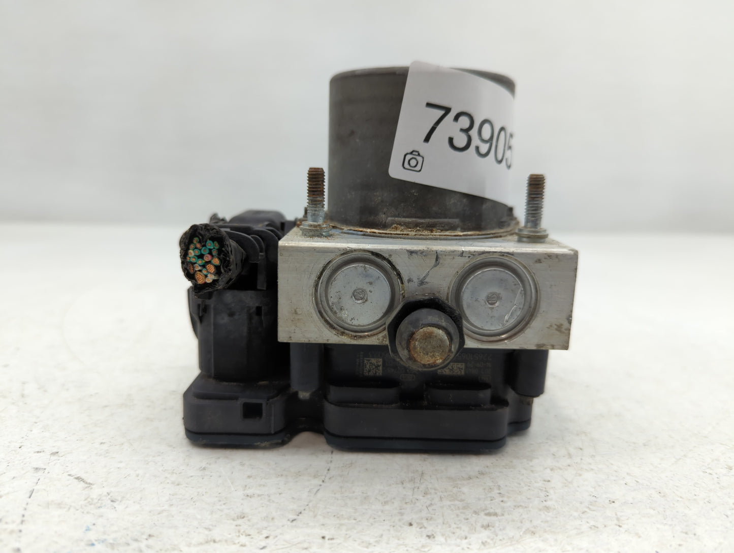 2015 Dodge Caravan ABS Pump Control Module Replacement P/N:TYA276422748 P68183803AC Fits Fits 2016 2017 2018 2019 2020 OEM Used Auto Parts - Oemusedautoparts1.com