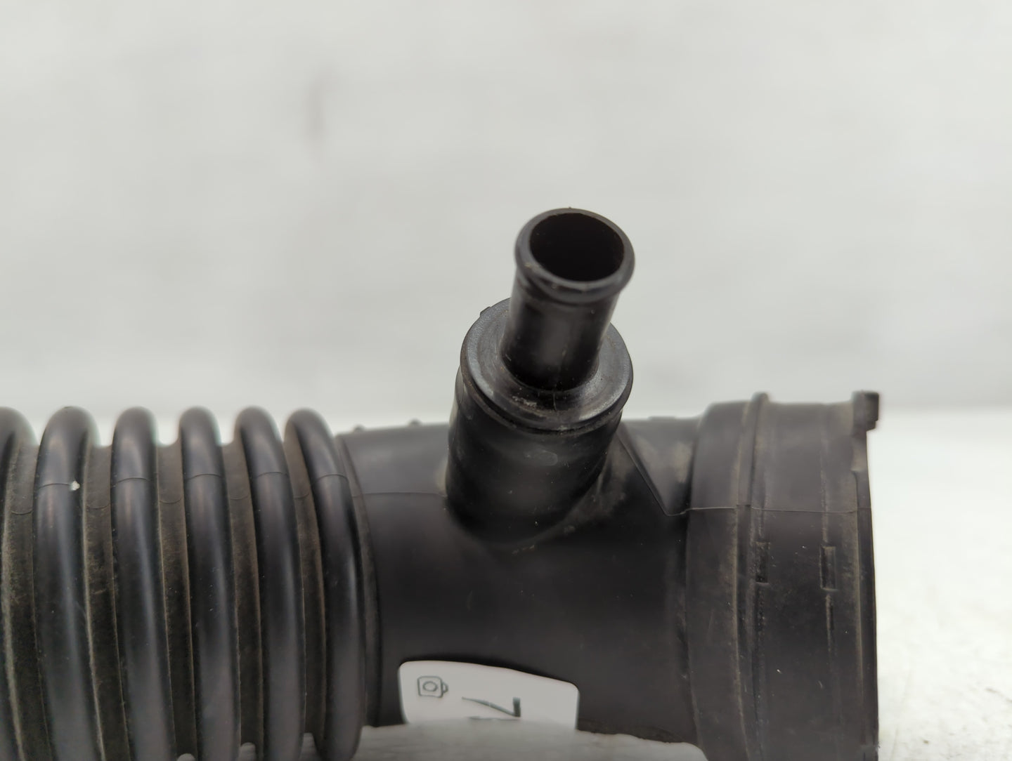 2018 Toyota Corolla Air Cleaner Intake Duct Hose Tube - Oemusedautoparts1.com