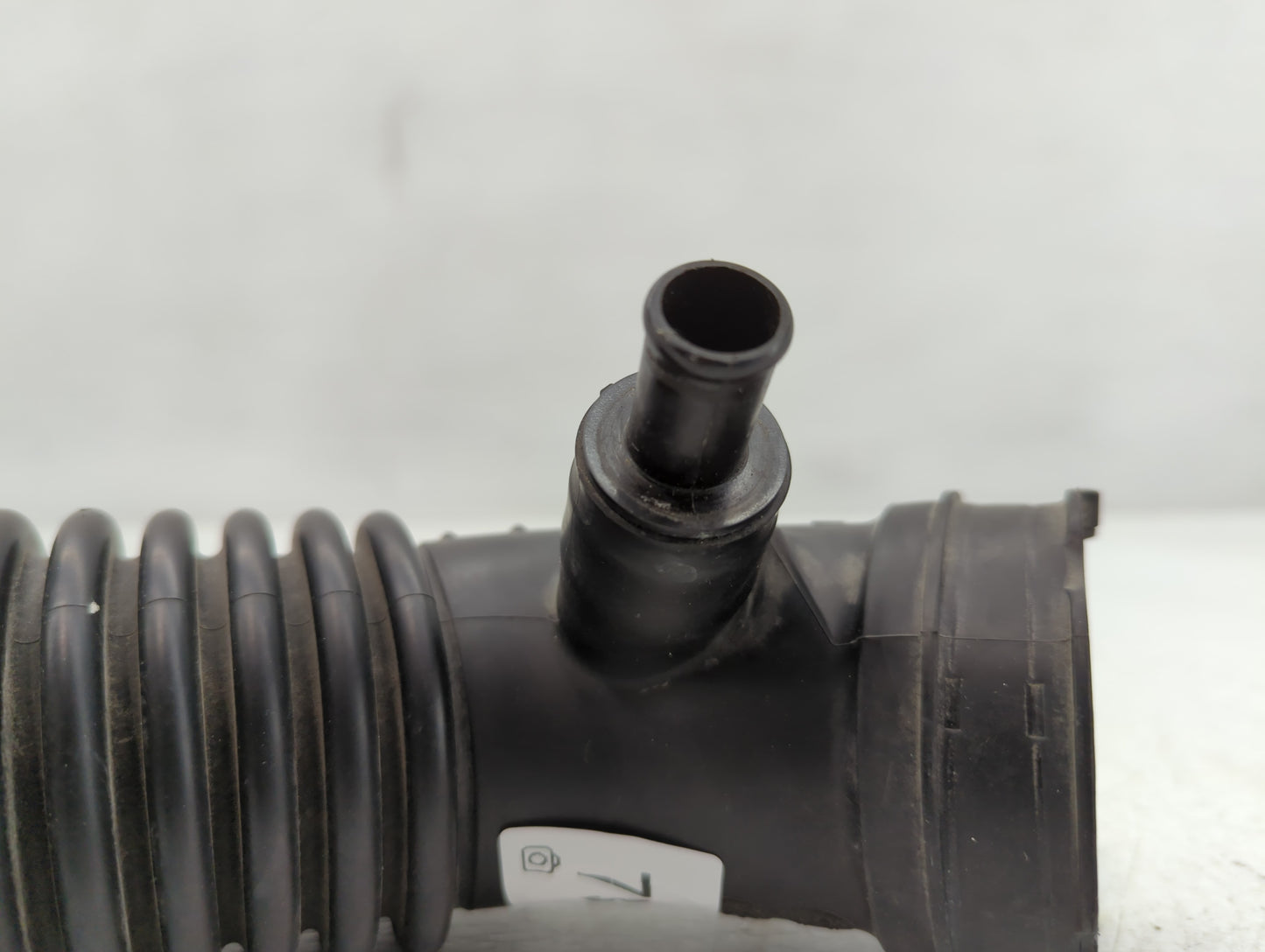 2018 Toyota Corolla Air Cleaner Intake Duct Hose Tube - Oemusedautoparts1.com