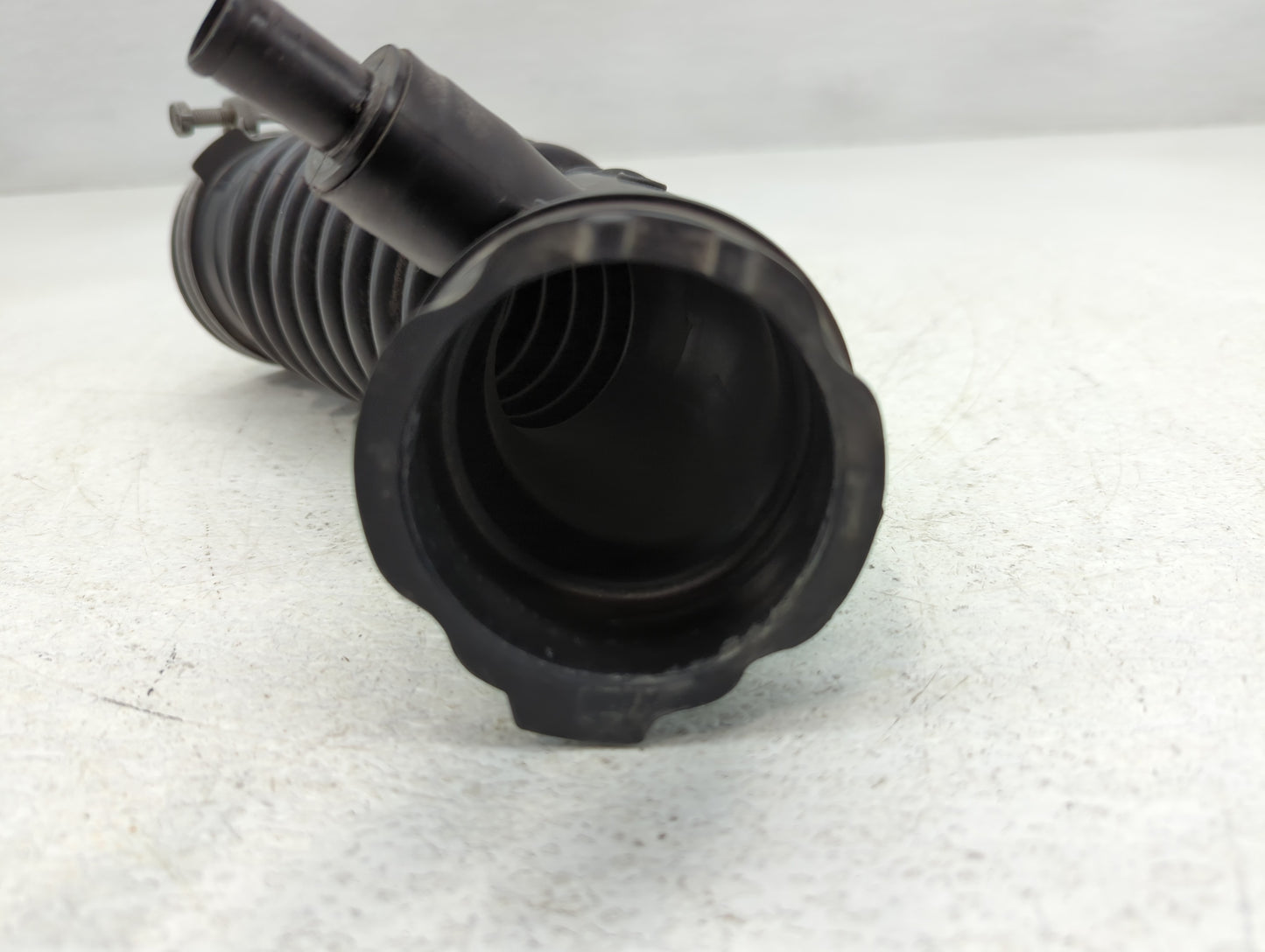 2018 Toyota Corolla Air Cleaner Intake Duct Hose Tube - Oemusedautoparts1.com