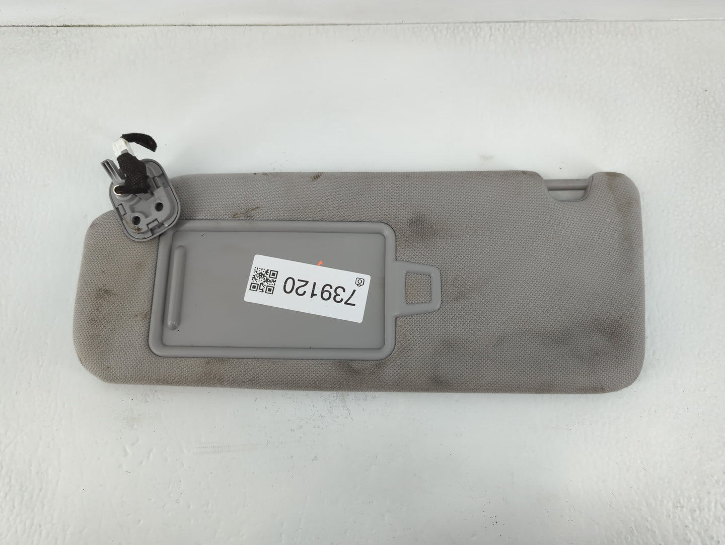 2015-2019 Hyundai Sonata Sun Visor Shade Replacement Passenger Right Mirror Fits Fits 2015 2016 2017 2018 2019 OEM Used Auto Parts - Oemusedautoparts1.com