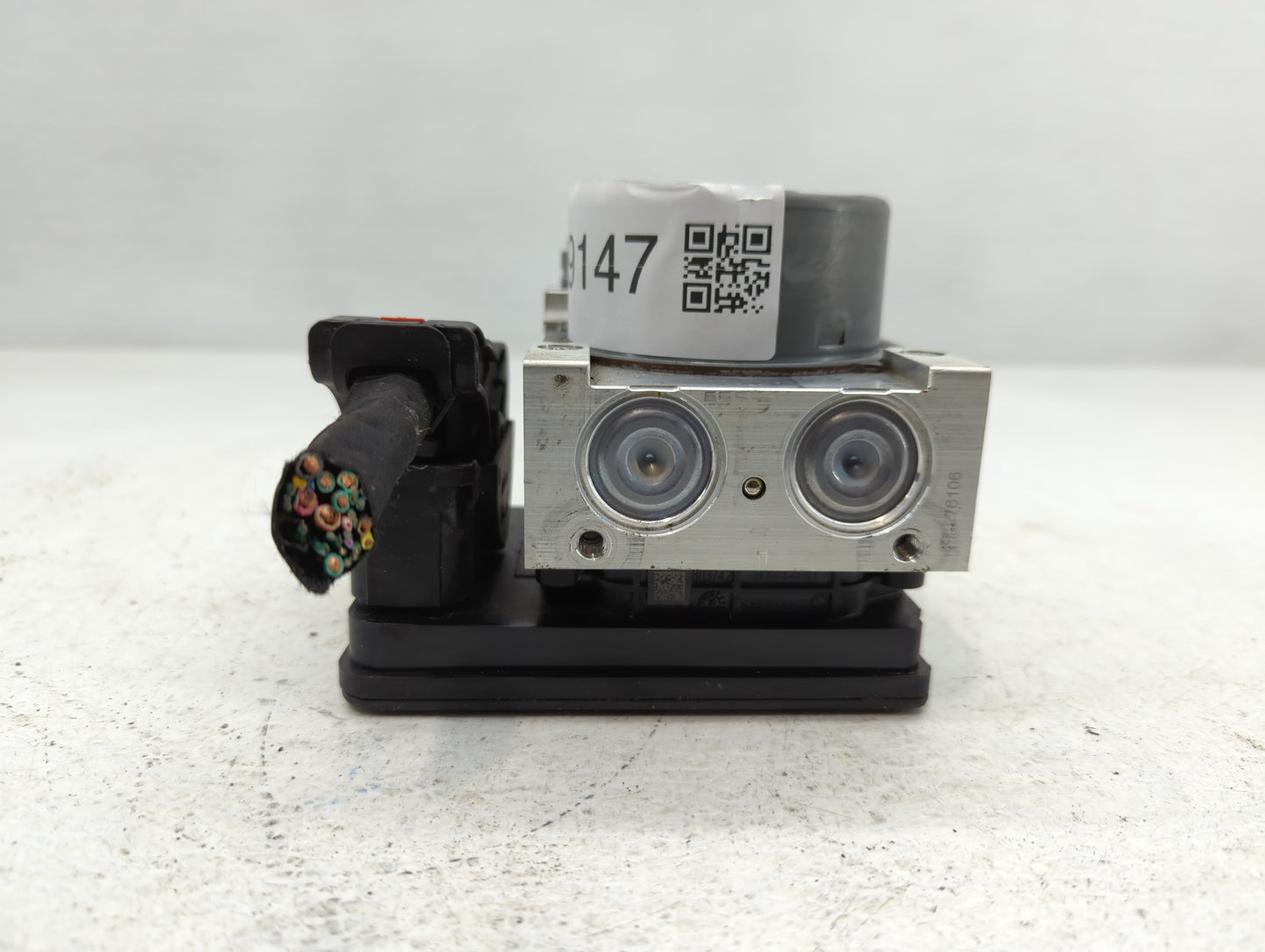 2019 Jeep Compass ABS Pump Control Module Replacement P/N:P68402396AC Fits OEM Used Auto Parts - Oemusedautoparts1.com