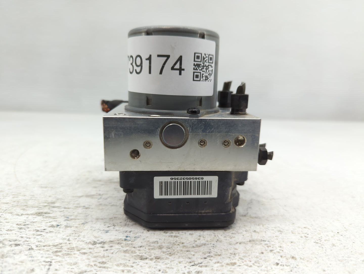 2014-2016 Hyundai Elantra ABS Pump Control Module Replacement P/N:58920-3X630 Fits Fits 2014 2015 2016 OEM Used Auto Parts - Oemusedautoparts1.com