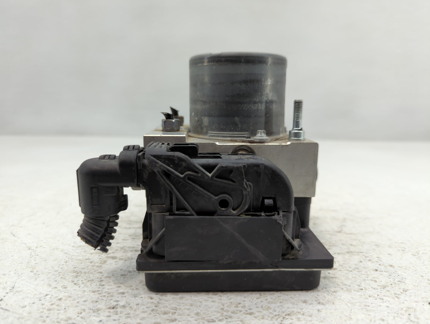 2012-2017 Fiat 500 ABS Pump Control Module Replacement P/N:68073251AG 0 265 252 216 AA Fits Fits 2012 2013 2014 2015 2016 2017 OEM Used Auto Parts - Oemusedautoparts1.com