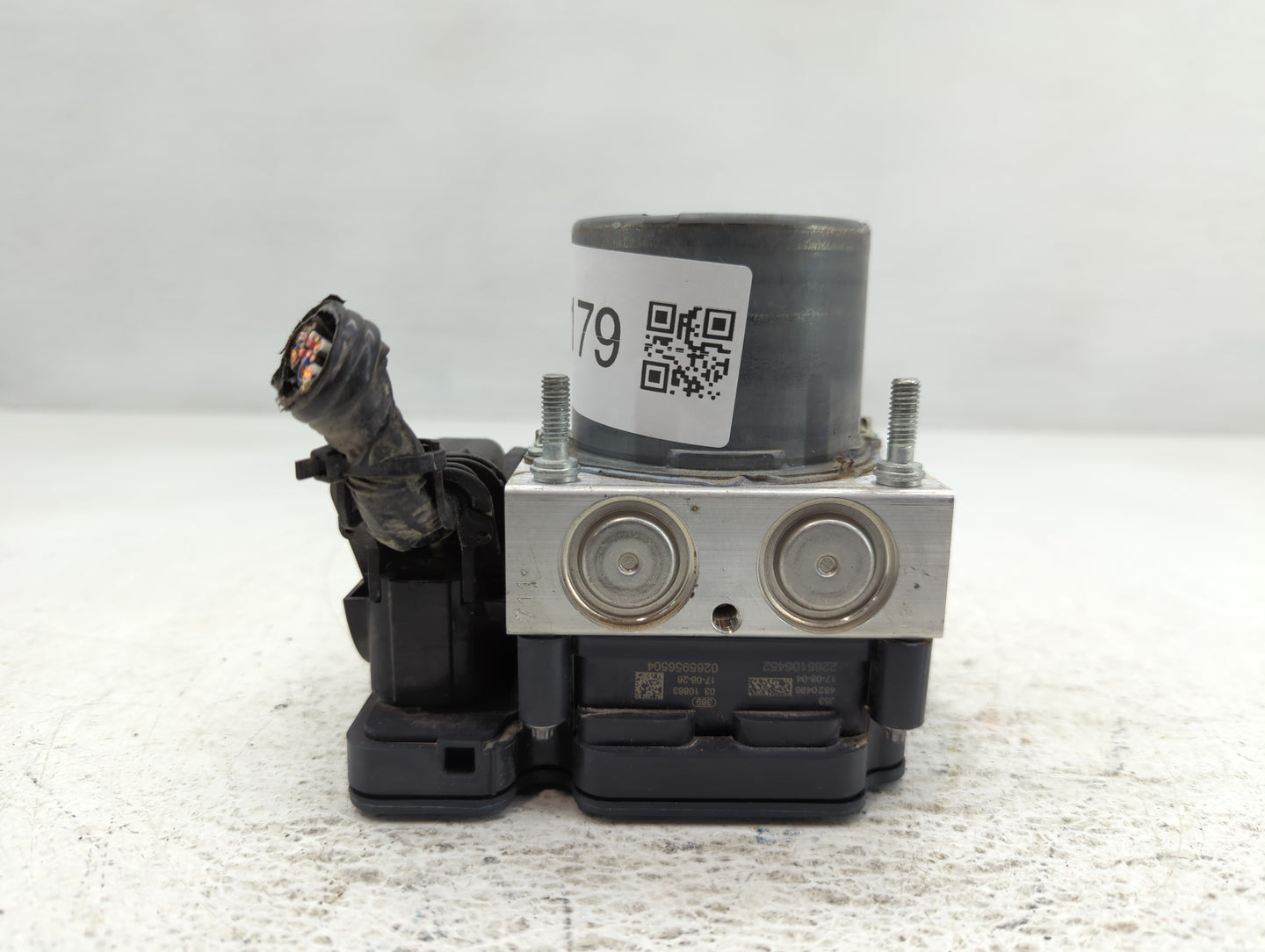2018-2020 Toyota Camry ABS Pump Control Module Replacement P/N:44540 06290 Fits Fits 2018 2019 2020 OEM Used Auto Parts - Oemusedautoparts1.com