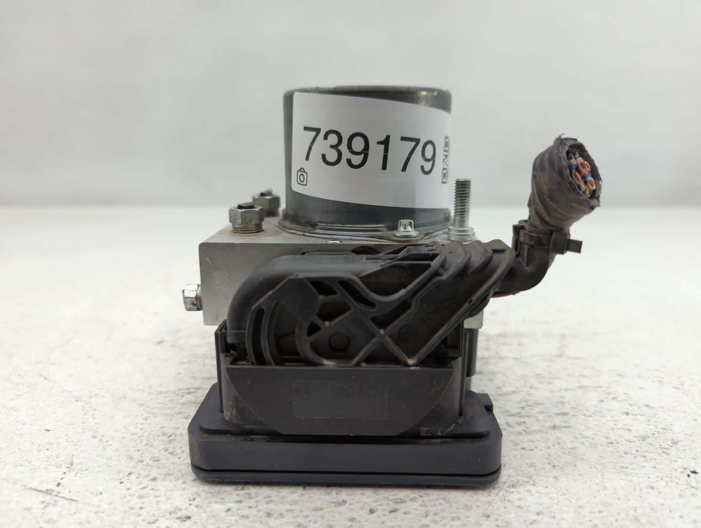 2018-2020 Toyota Camry ABS Pump Control Module Replacement P/N:44540 06290 Fits Fits 2018 2019 2020 OEM Used Auto Parts - Oemusedautoparts1.com